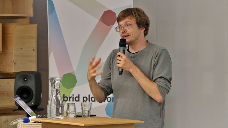 Prof. Dr. Marian Dörk