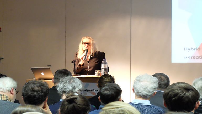 Prof. Dr. Simone Mahrenholz
