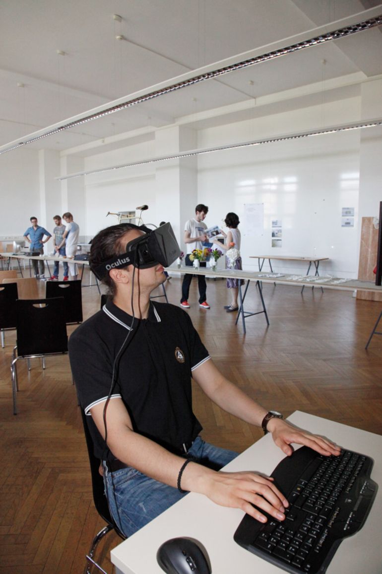 Hybrid Prototyping in Action