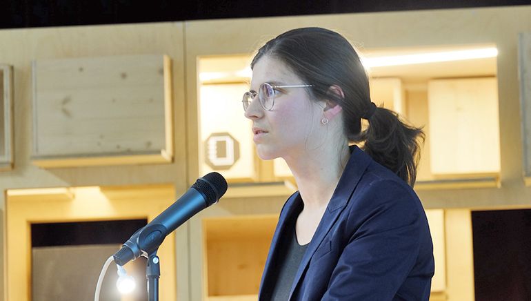 Dr. Miriam Kyselo